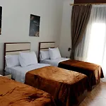 Ismailia House Inn